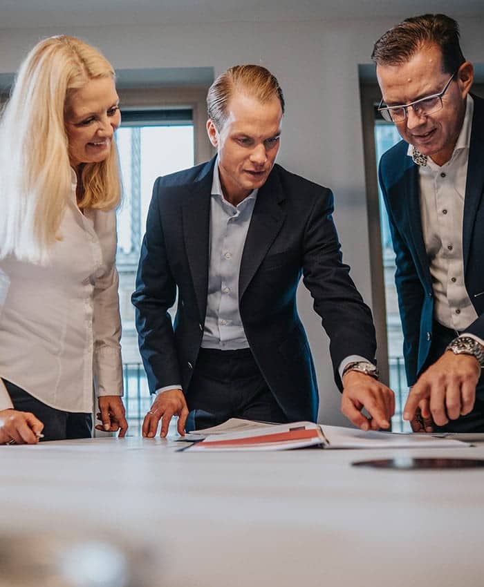 Mittelständische Unternehmen finden bei LSJ eine passgenaue M&A-Beratung.