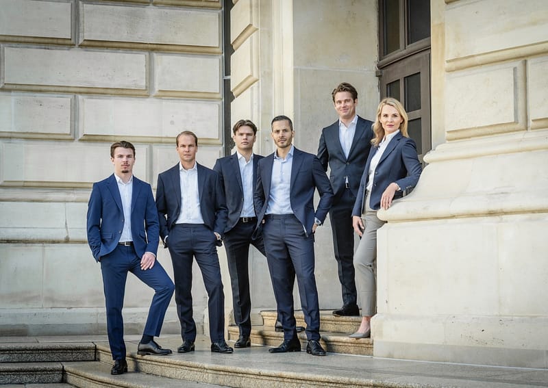 Locked Box vs. Closing Accounts – LSJ.Advisory berät beim Unternehmensverkauf.